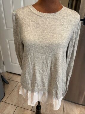 LOFT Light Gray Knit Top with Ivory Lining